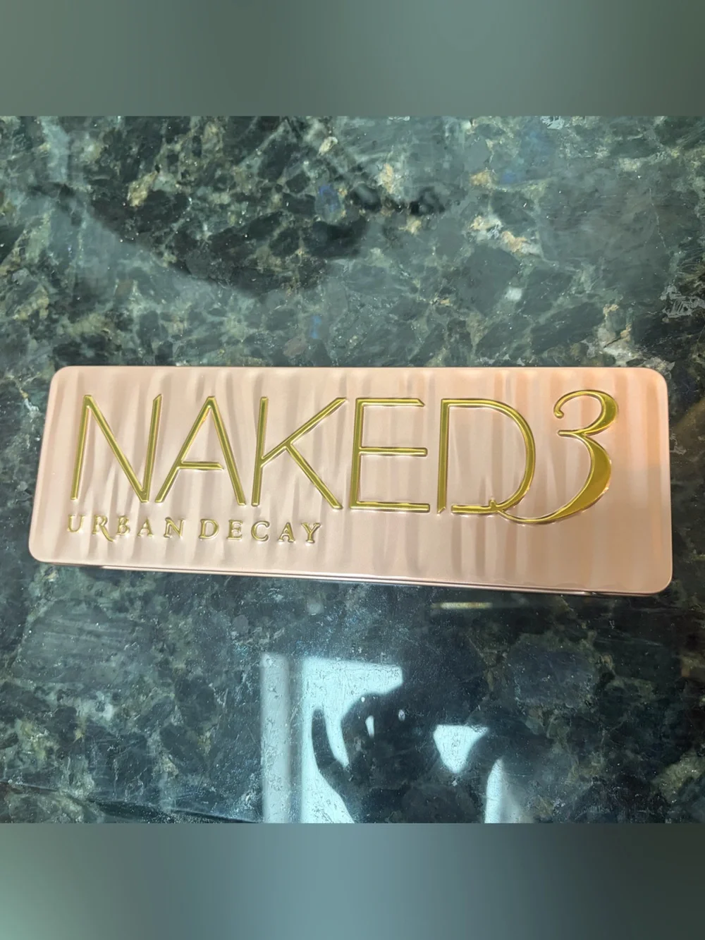 Brand new in box: urban decay Naked 3 eyeshadow palette
